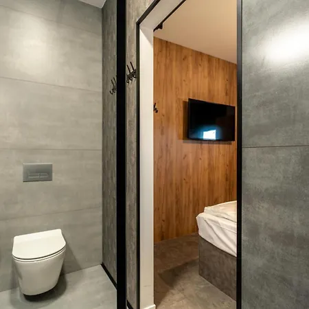 Bed and breakfast Ironresorts Niedzwiedzia 25 4*