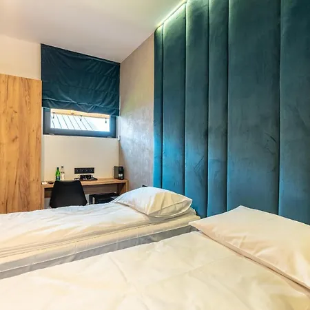 Bed & Breakfast Ironresorts Niedzwiedzia 25 4*